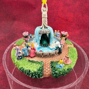 VINTAGE LIBERTY FALLS AMERICANA COLLECTION AH245 "STARLIGHT FOUNTAIN" 2001